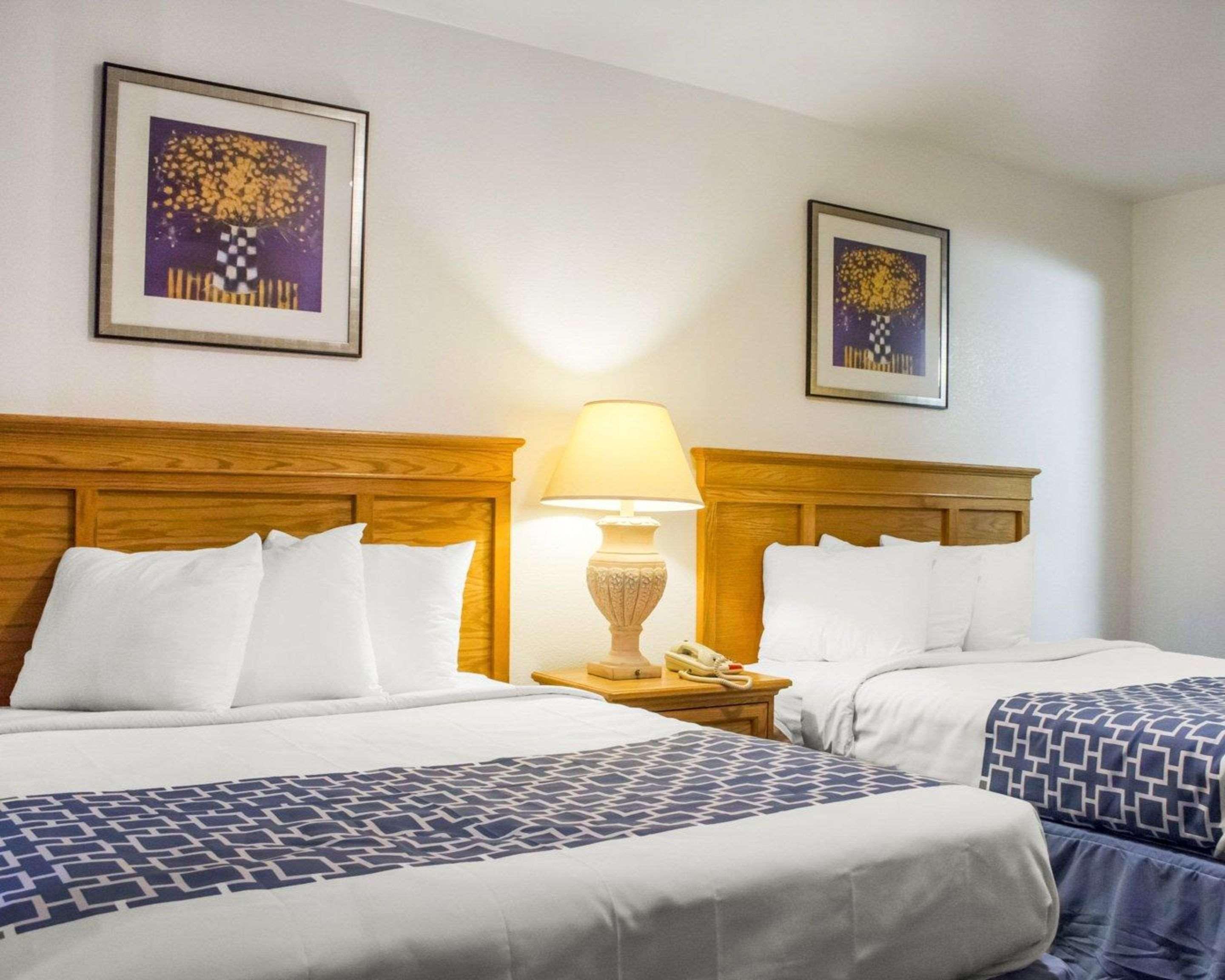 Rodeway Inn Old Town Скотсдейл Екстериор снимка