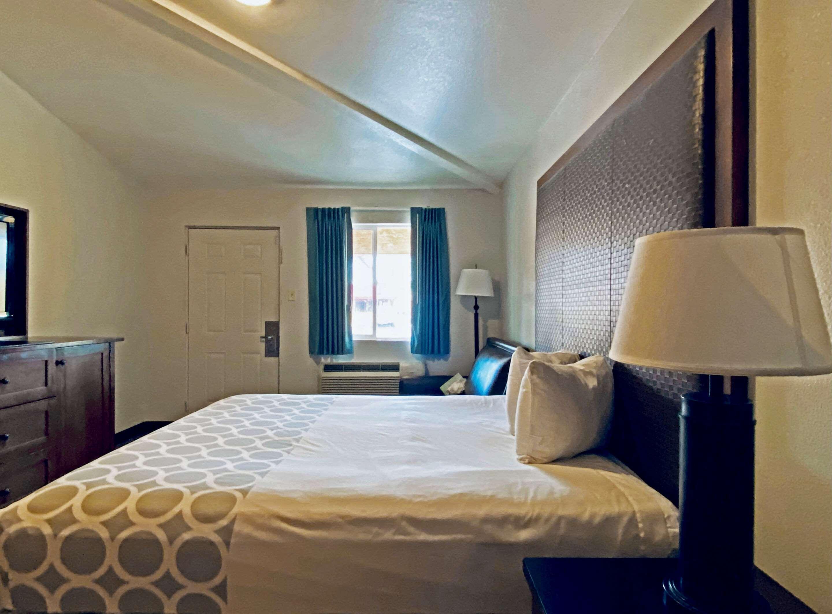 Rodeway Inn Old Town Скотсдейл Екстериор снимка